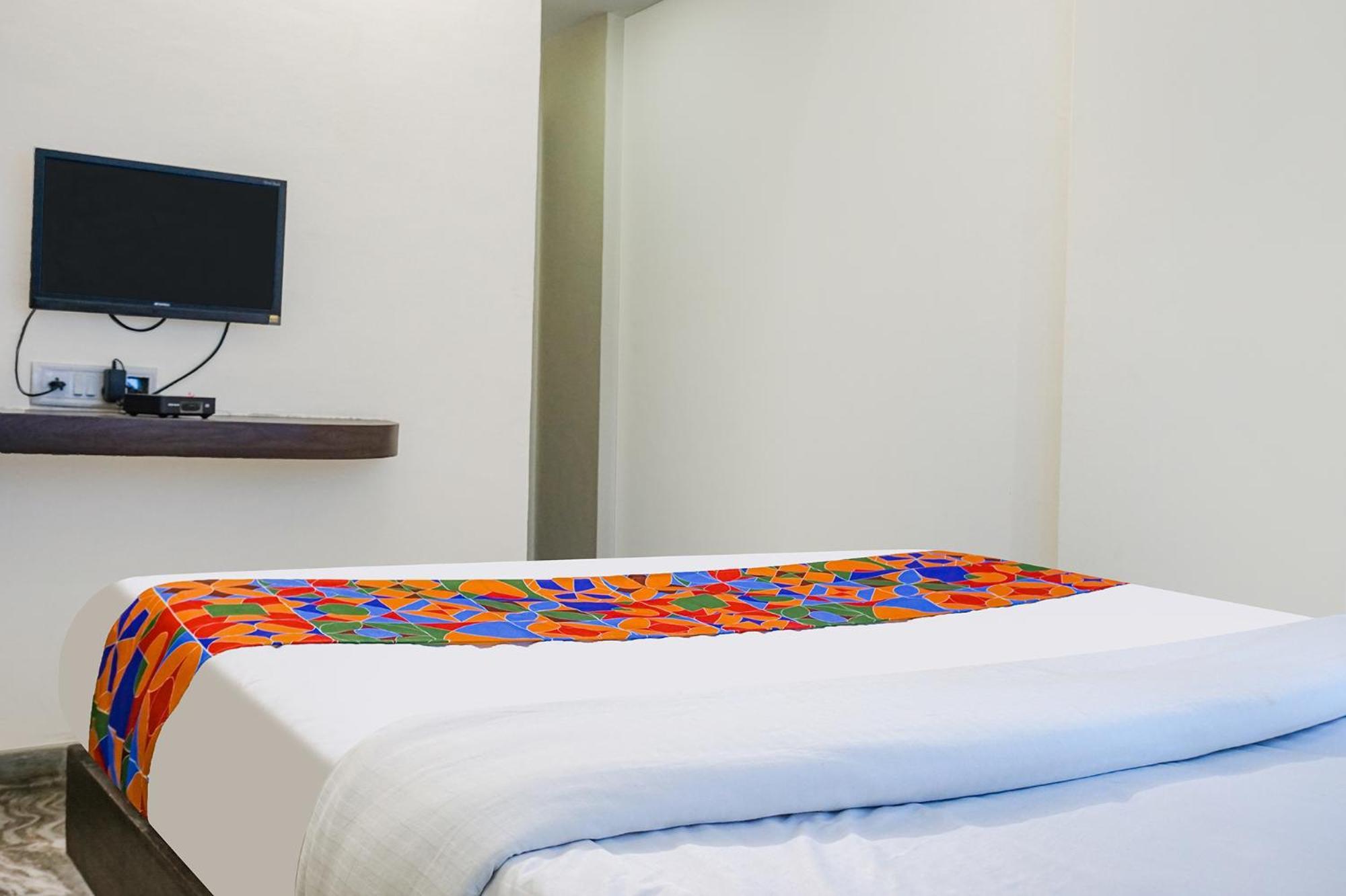 Fabhotel Gokul Lodge Gorhe Khurd Екстериор снимка