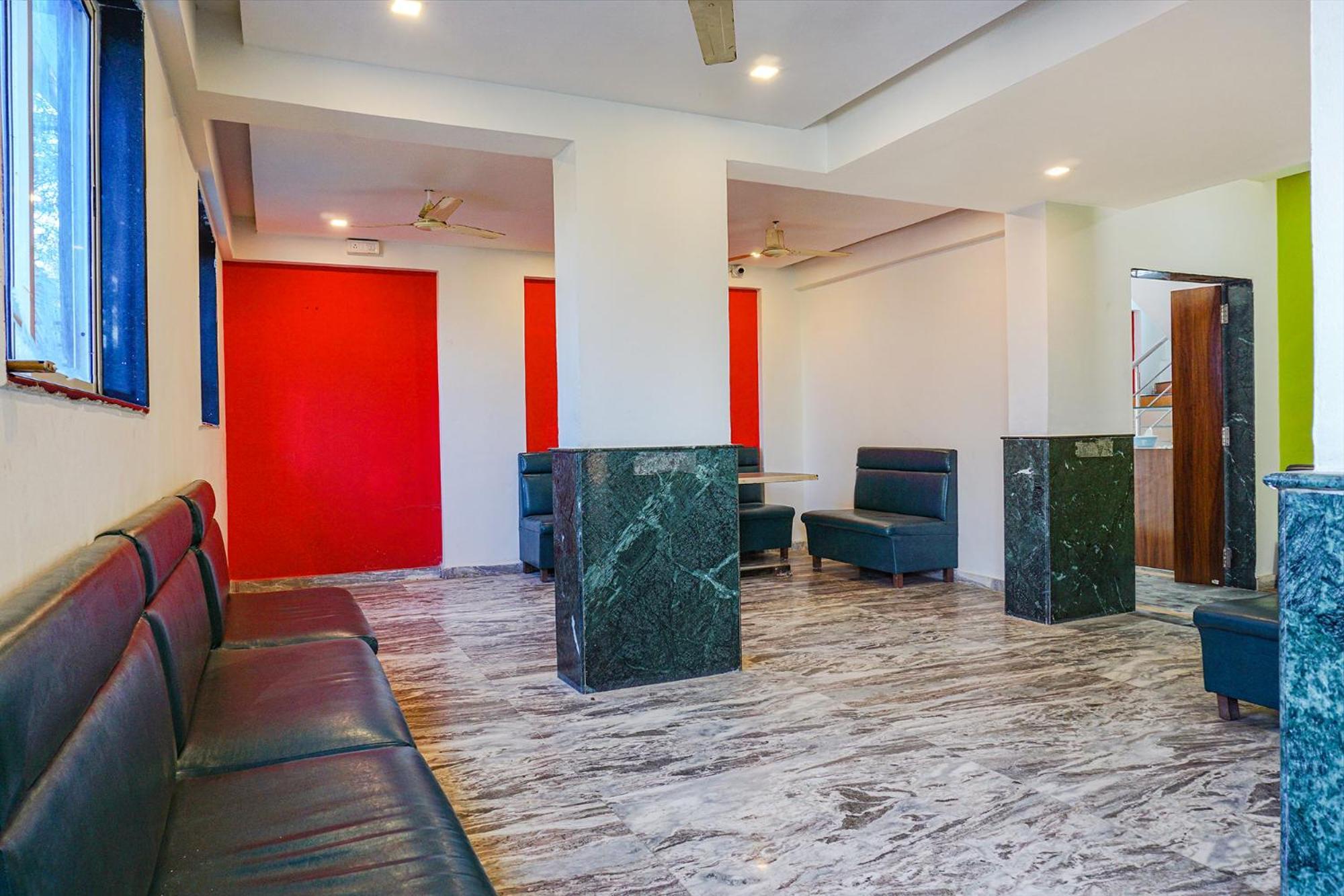 Fabhotel Gokul Lodge Gorhe Khurd Екстериор снимка
