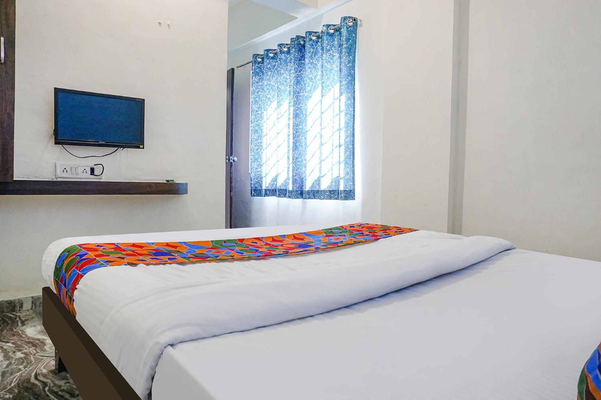 Fabhotel Gokul Lodge Gorhe Khurd Екстериор снимка
