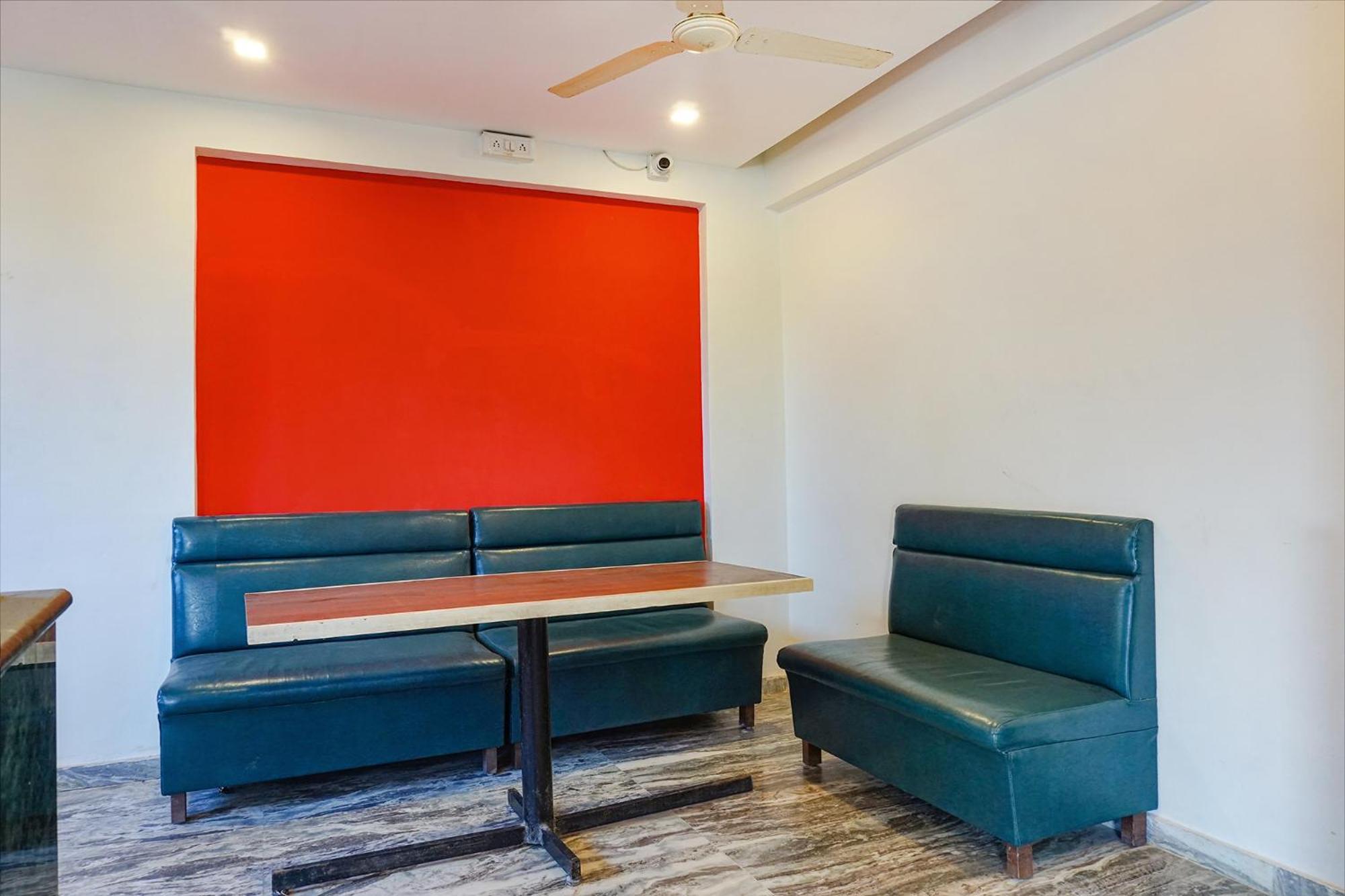 Fabhotel Gokul Lodge Gorhe Khurd Екстериор снимка